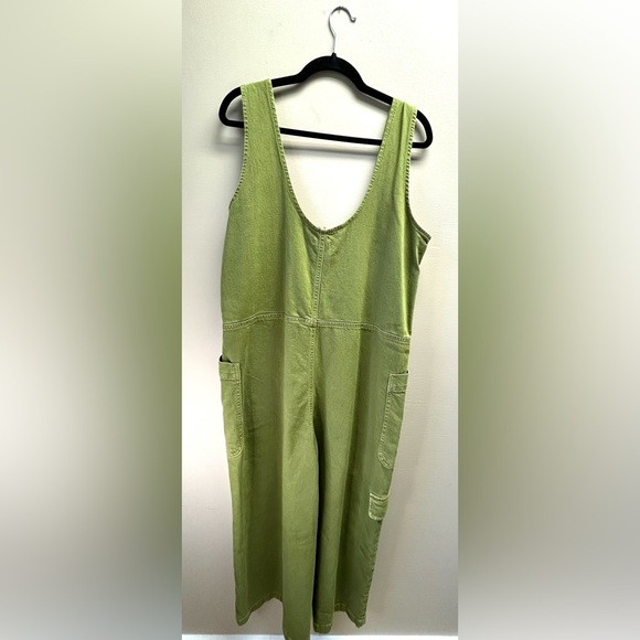Pilcro Olive Green Front-Zip Wide-Leg Jumpsuit - Picture 4 of 6